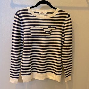 Vineyard Vines sweater